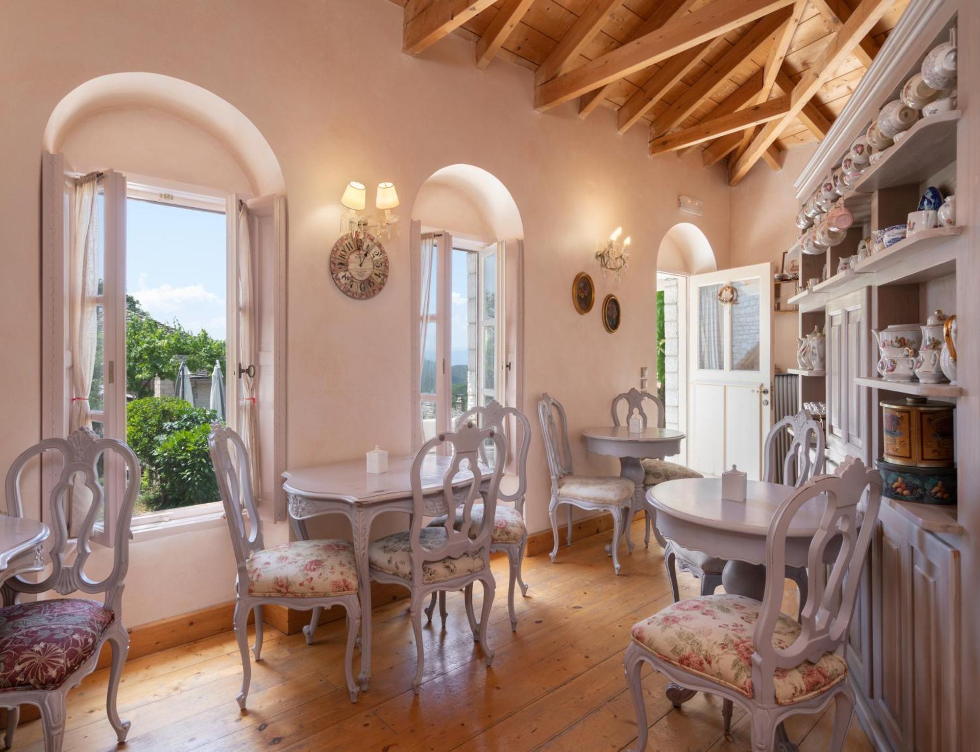 Amaryllis Boutique Guest House Áno Pediná Exteriér fotografie